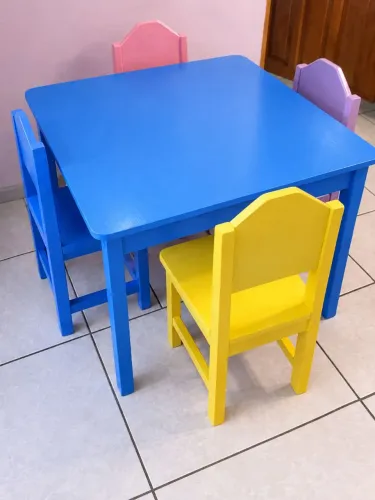Vendo conjunto de jogo de mesa infantil