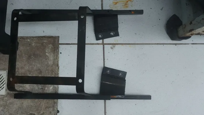 Suporte para baú entrega Yamaha fz15 removível 