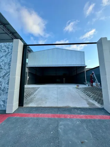 Galpão Novo | 300m² | Itapuã | Locação ou Venda