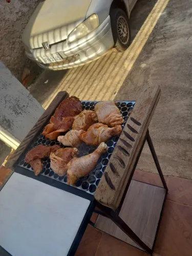 Churrasqueira linda muito versátil