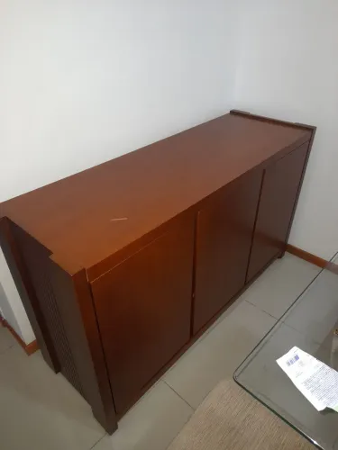 Buffet com 3 portas
