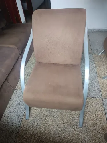 Poltronas $300 as duas