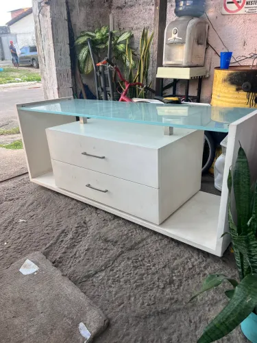 Rack com tampo de vidro 