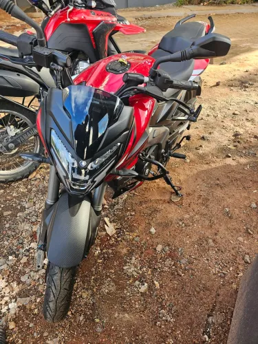 Bajaj NS160 apenas 600km rodados
