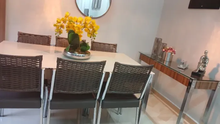 Mesa + aparador + mesa de centro