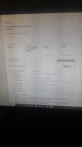 Vendo TV e computador 