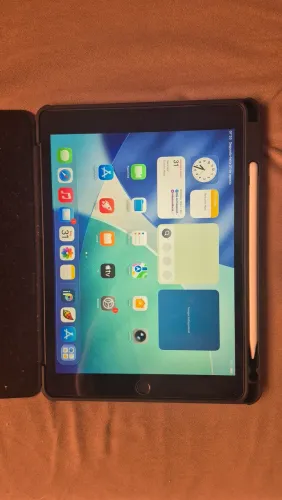 Apple iPad 10.2" Wi-Fi 64 GB (9ª geração) cinza espacial - Com Apple Pencil e Capa