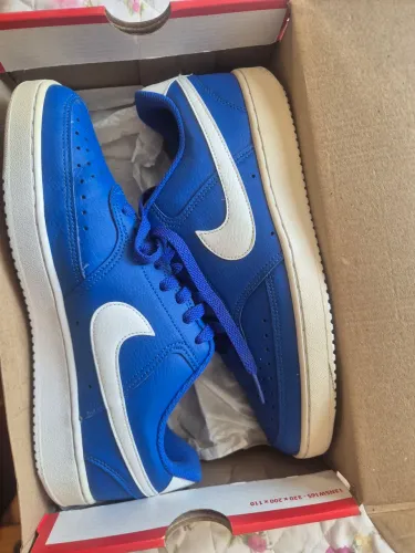 Tênis Nike court vision low azul tam 40