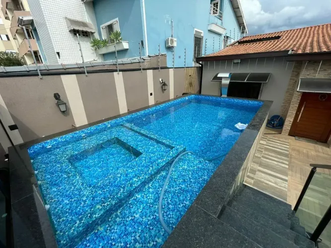 Casa com Piscina e Espaço Gourmet no Jardim Flórida Aceita Financiamento