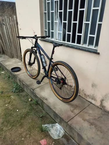 Vende-se bicicleta aro 29
