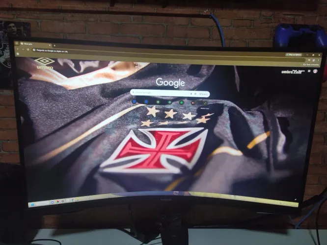 Monitor SAMSUNG 32" curvo 165hz + suporte articulado Elgin -$1100