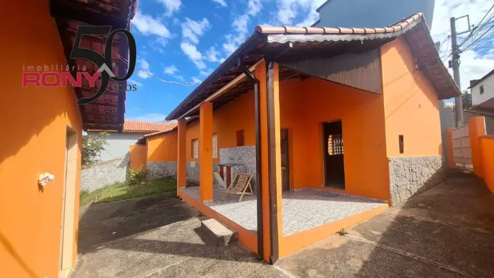 PORTEIRA FECHADA no centro de CUNHA!!!