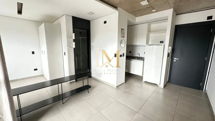 Apartamento com 1 Quarto para alugar, 34m² - Rebouças