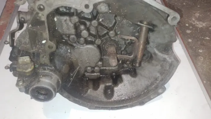 CAMBIO MANUAL / PEUGEOT /outros marca.206 1.6 2003/09.