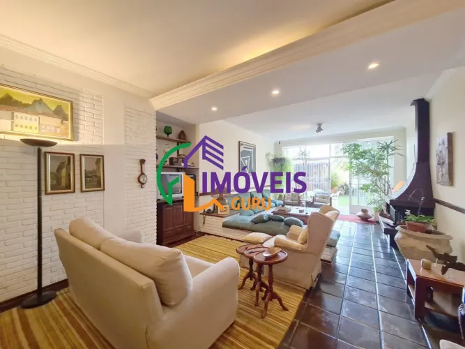 CASA ASSOBRADADA - VILA MASCOTE - SP
