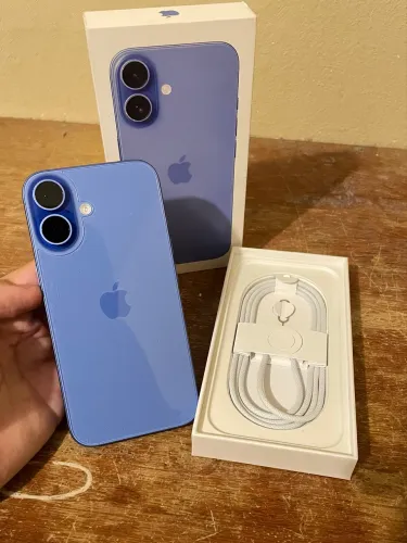 iPhone 16