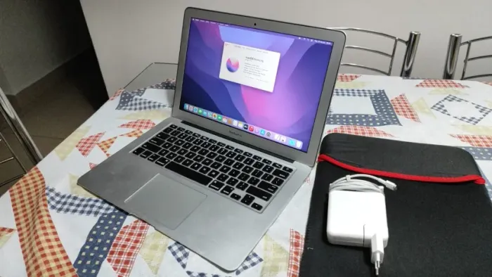 Macbook Air 13 2017 i5 1,8 8Gb - Só 90 Ciclos - Pouco Usado Mesmo.