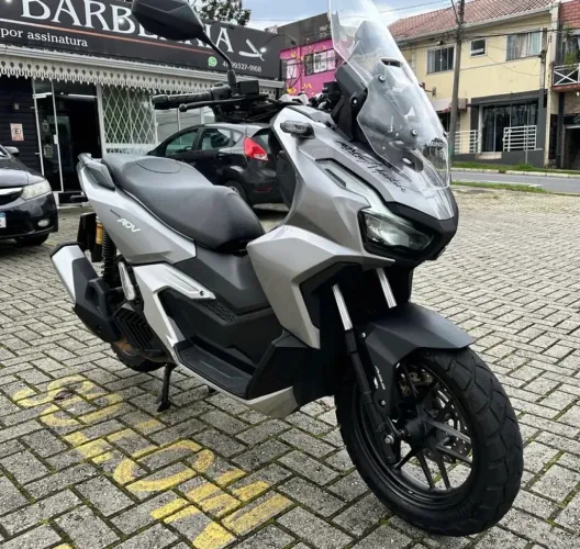 Honda adv único dono nada usada com apenas 600km rodados