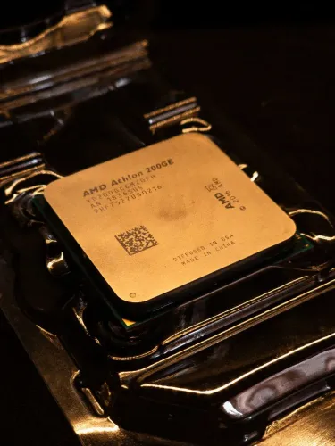 AMD Athlon 200GE + Cooler Wraith Stealth