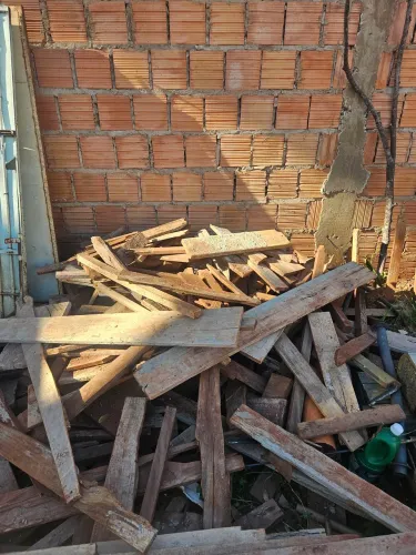 Resto de construção