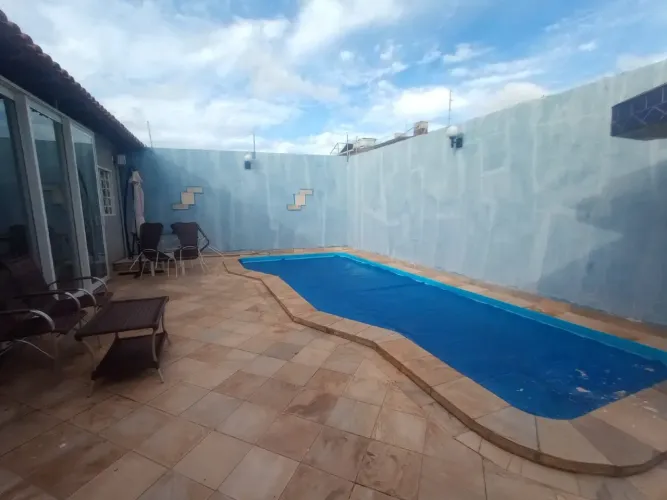 Casa à venda, 3 quartos, Bom Jesus - Uberlândia/MG - Rotina Imobiliária
