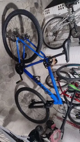 Bicicleta aro 25 semi-nova