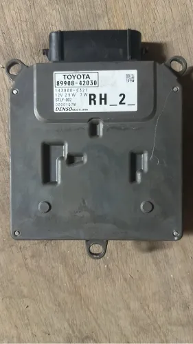Módulos do faróis da RAV4 2019