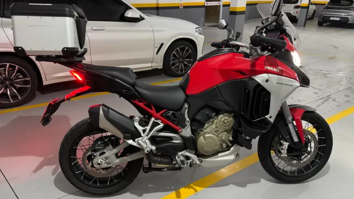 Multistrada V4s 2023