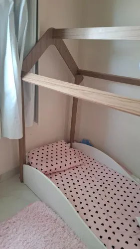 Cama Montessoriana