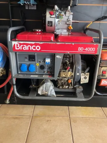 Gerador de Energia Branco BD-4000 - Diesel - Bivolt
