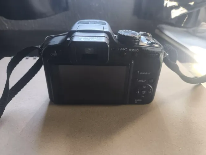 Camera (usada)