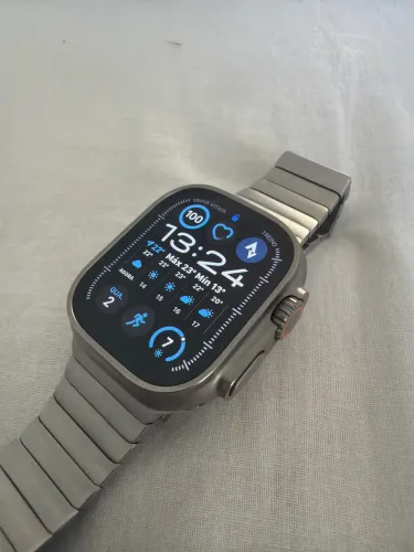 Apple Watch Ultra 2 com GPS + CEL