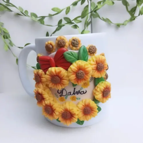 Caneca personalizada em biscuit vários temas Sob encomenda