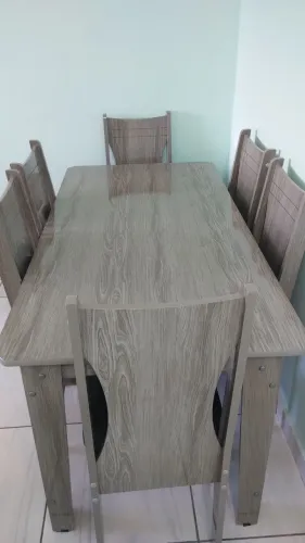Mesa de jantar  6 lugares 