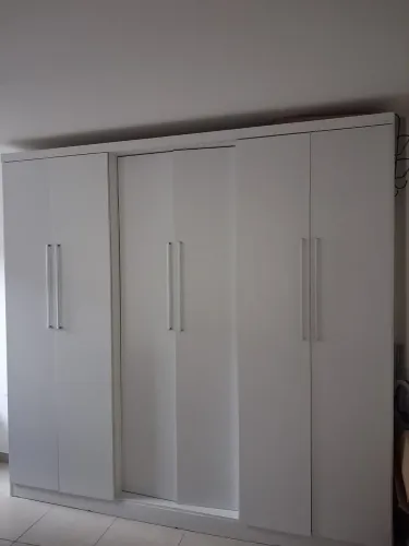 Guarda roupas Bartira