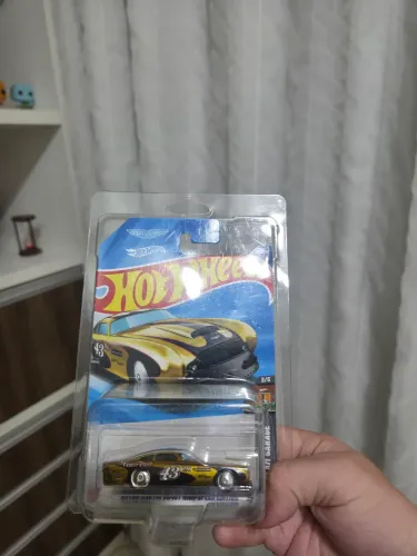 Hot wheels aston martin sth