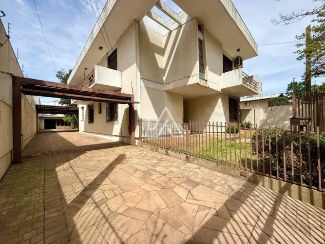 CASA COMERCIAL COM 5 DORMITÓRIOS