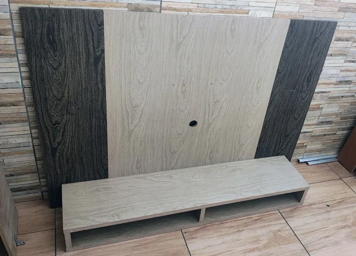 Painel de TV | Design Moderno com Nicho | Perfeito Estado ? SEM Suporte