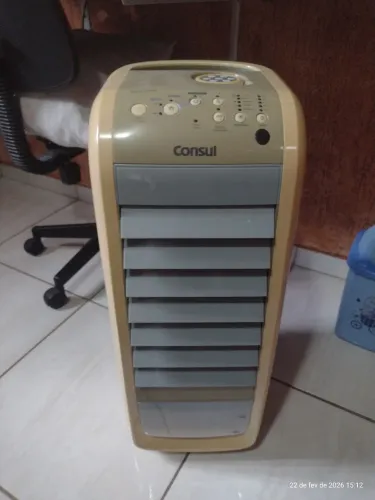 Vendo climatizador. Ar  frio e quente - consul