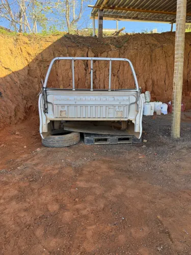 Carroceria para Hilux cabine simples