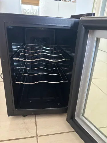 ADEGA CLIMATIZADA