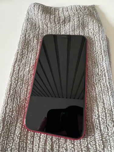iPhone 11 RED 64Gb Excelente 