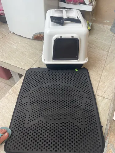 Caixa de areia para gatos com portinha + tapete coletor + pazinha
