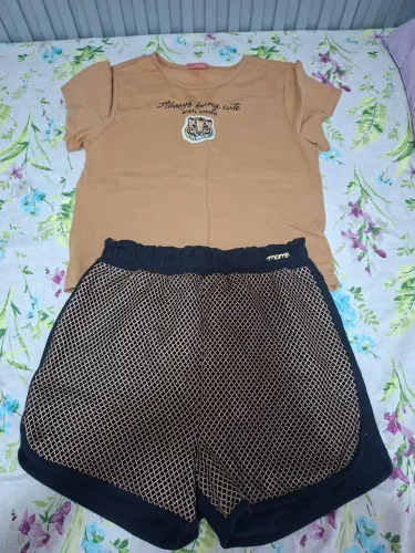 Conjunto de shor e blusa mommi novo