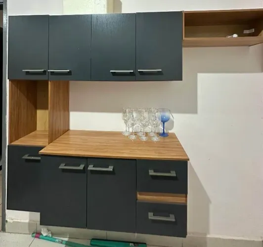 Cozinha Suspensa Mila