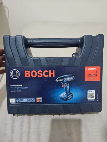 Parafusadeira/Furadeira Bosch GSR 1000 Smart 12V - Semi Nova | Completa