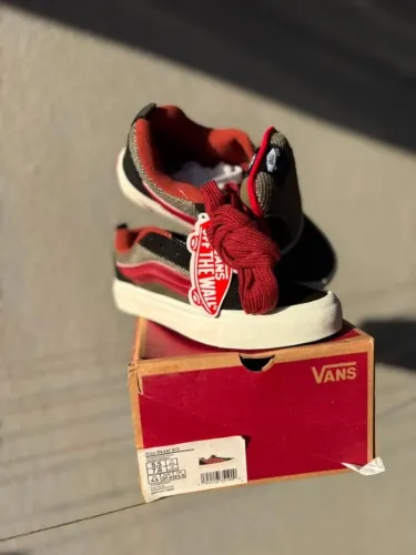 vans vault knu skool vlt