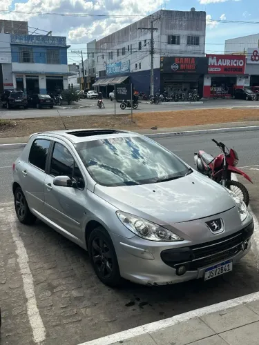 Peugeot 307 Presence 2.0 Flex 16V 5P Aut. 2010
