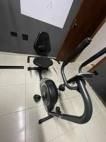 Bicicleta ergométrica horizontal 