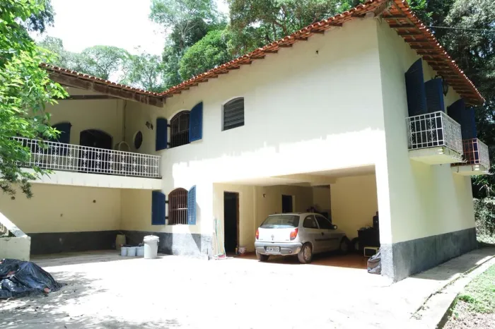 Casa de condomínio em Rua Mem de Sá - Granja Viana - Embu das Artes/SP